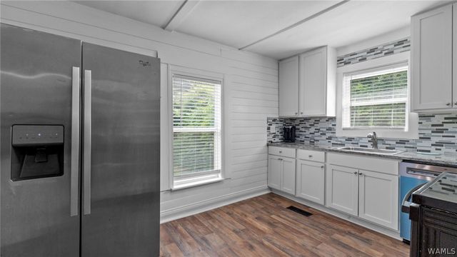 1511 18th E, Tuscaloosa, AL 35404