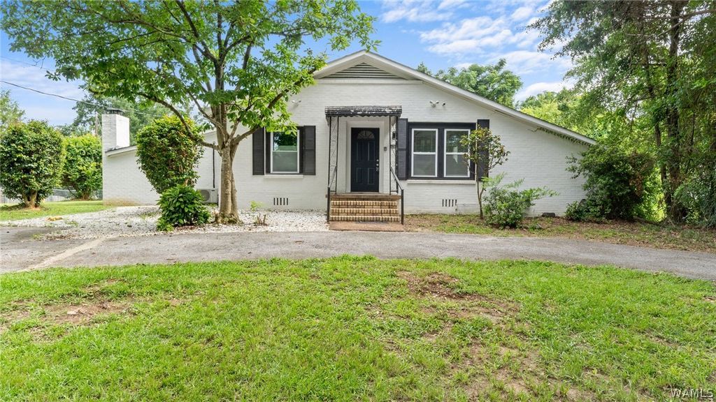1511 18th E, Tuscaloosa, AL 35404