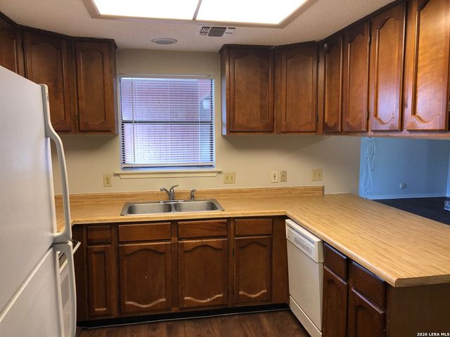 7220 Rimwood, Live Oak, TX 78233