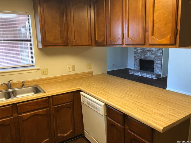 7220 Rimwood, Live Oak, TX 78233