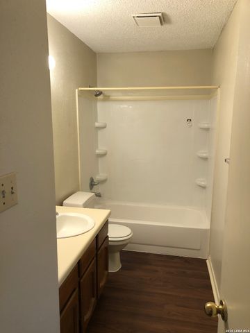7220 Rimwood, Live Oak, TX 78233