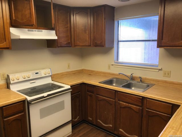 7220 Rimwood, Live Oak, TX 78233