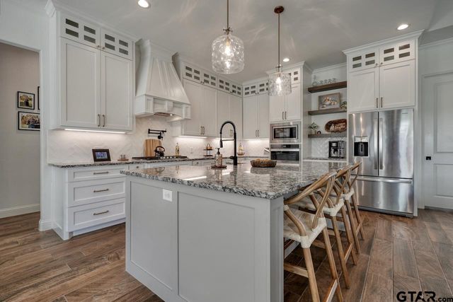 14230 Cr 438, Lindale, TX 75771