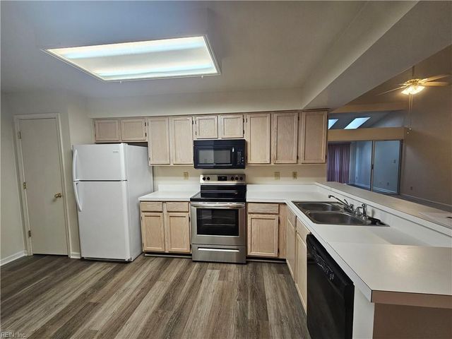 1305 Tuckaway Reach Unit B, Chesapeake, VA 23320