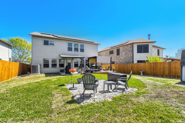 5811 Walnut Mill Dr, San Antonio, TX 78244