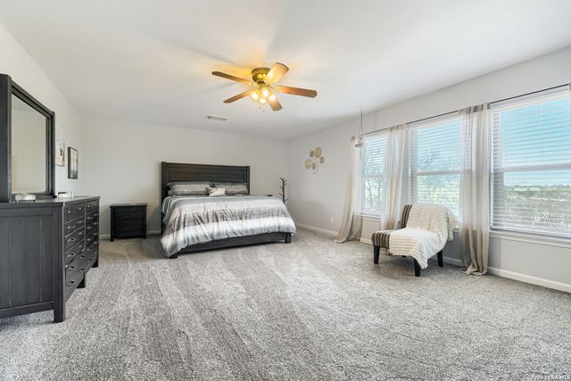 5811 Walnut Mill Dr, San Antonio, TX 78244