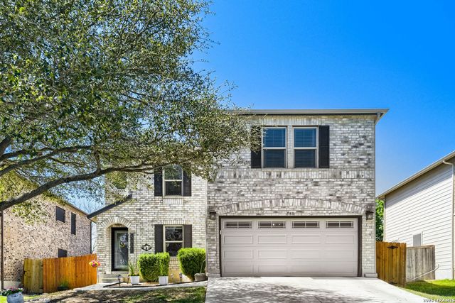 5811 Walnut Mill Dr, San Antonio, TX 78244