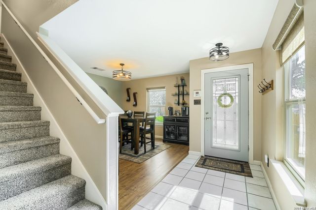 5811 Walnut Mill Dr, San Antonio, TX 78244