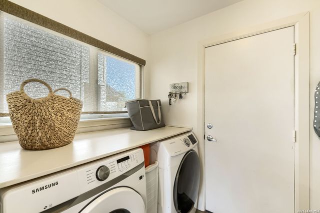 5811 Walnut Mill Dr, San Antonio, TX 78244