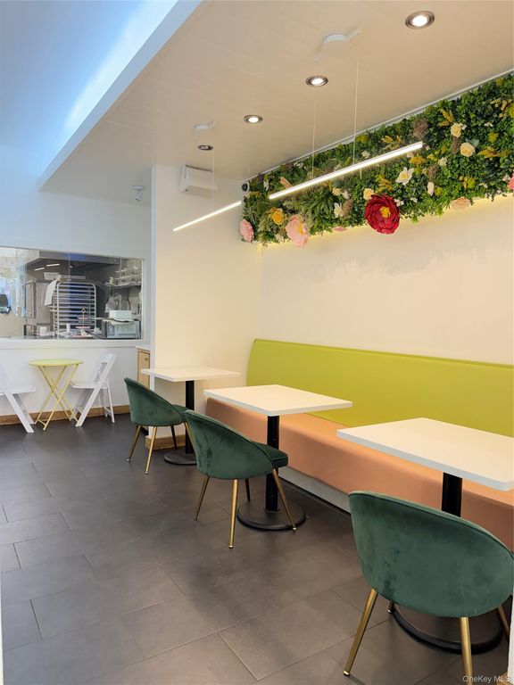 47 8th Avenue, New York (manhattan), NY 10014 — photo 3