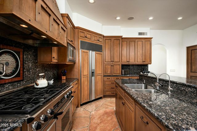 9889 E HIDDEN VALLEY Road, Scottsdale, AZ 85262