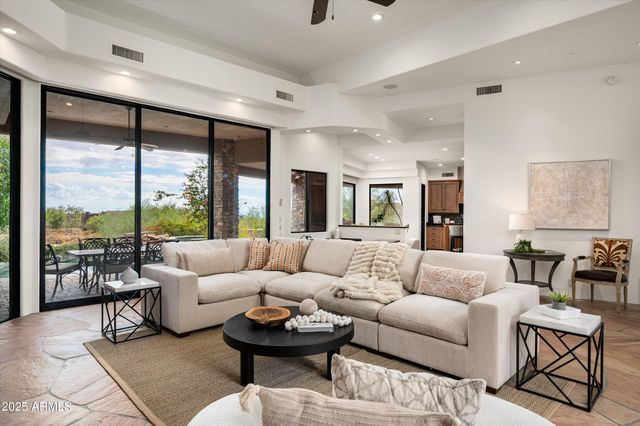 9889 E HIDDEN VALLEY Road, Scottsdale, AZ 85262