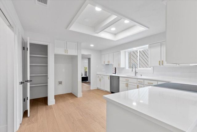 1209 Lost Creek BLVD, Austin, TX 78746