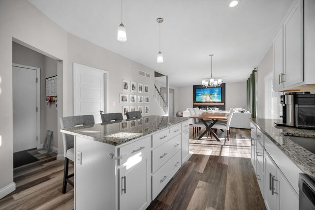 301 Hatch Lake Pkwy, Valparaiso, IN 46385