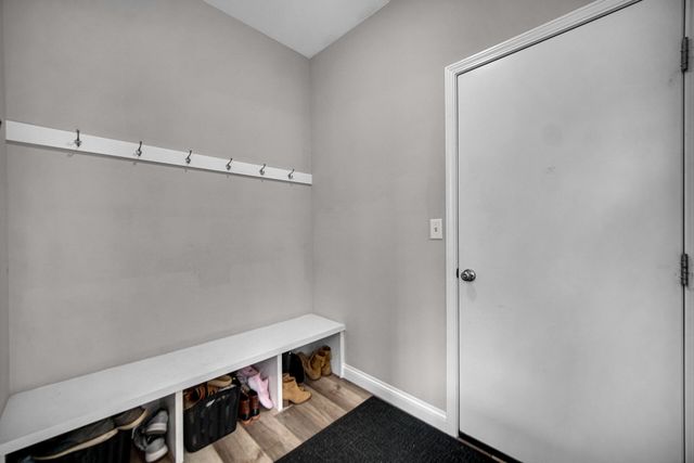 301 Hatch Lake Pkwy, Valparaiso, IN 46385