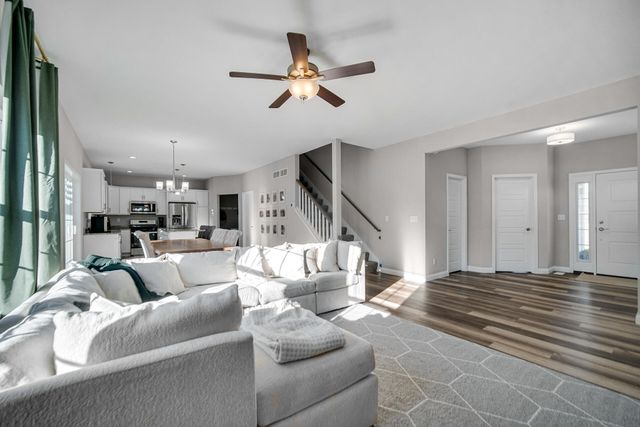 301 Hatch Lake Pkwy, Valparaiso, IN 46385