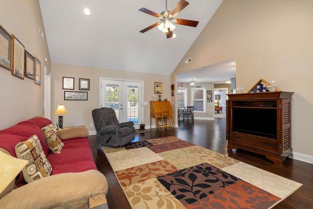 2215 Lloyd Drive, Sumter, SC 29154