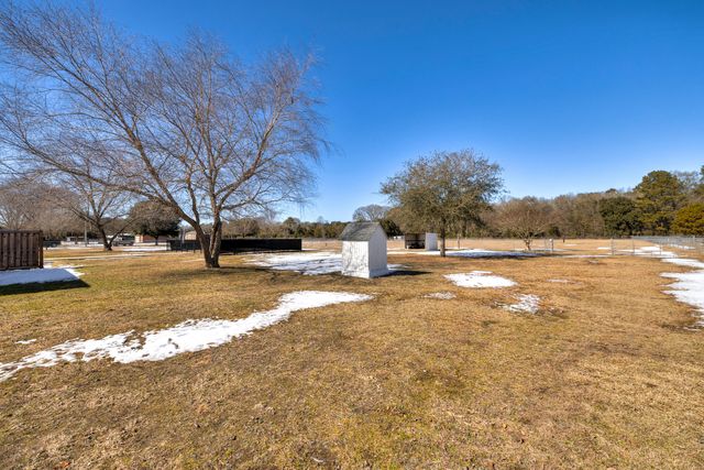 2215 Lloyd Drive, Sumter, SC 29154