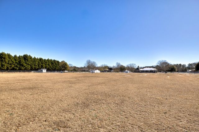 2215 Lloyd Drive, Sumter, SC 29154