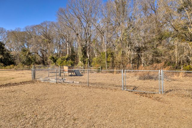 2215 Lloyd Drive, Sumter, SC 29154