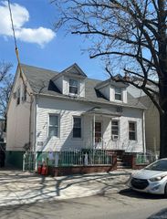 1829 123rd Street, College Point, NY 11356