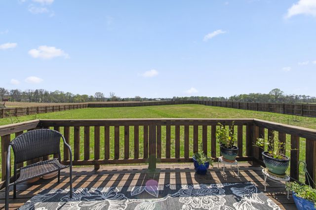 8645 Guthrie Ct, Cross Plains, TN 37049