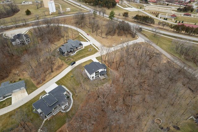 6255 Pinnacle Place, Johnston, IA 50131