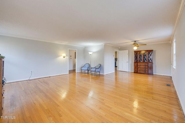 213 Robin Road, Bristol, TN 37620