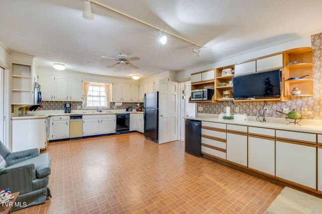 213 Robin Road, Bristol, TN 37620