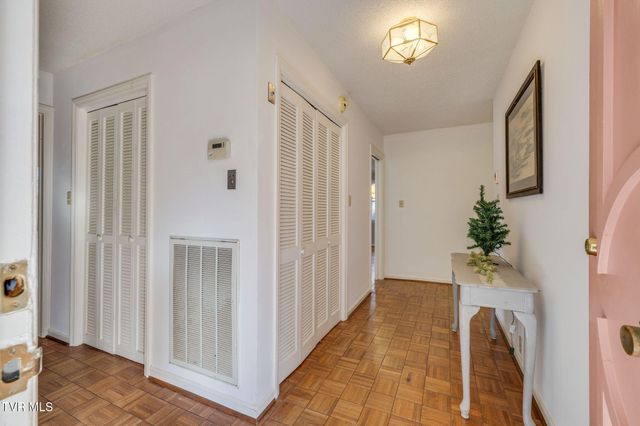 213 Robin Road, Bristol, TN 37620