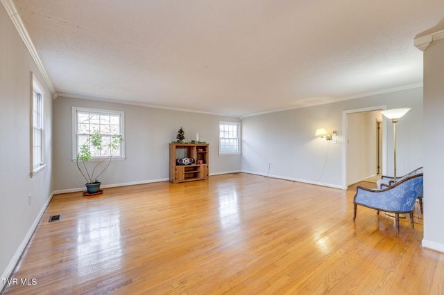 213 Robin Road, Bristol, TN 37620