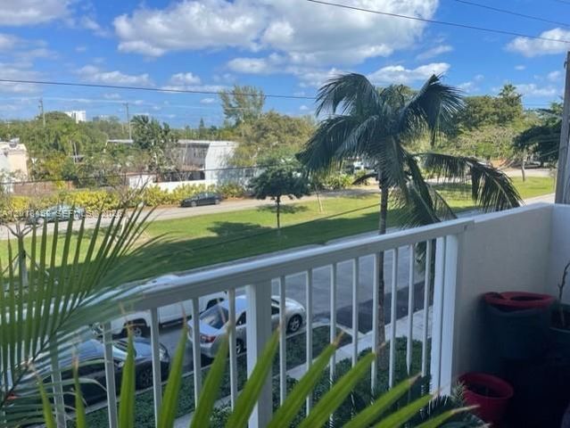 2020 NE 135th Street 303, North Miami, FL 33181