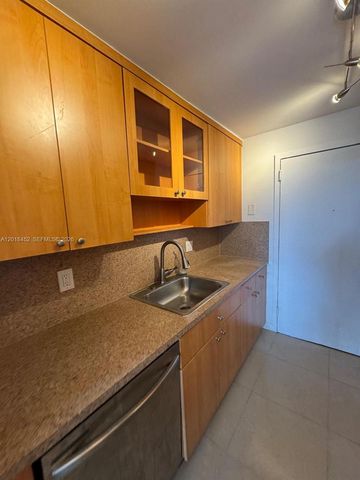 2020 NE 135th Street 303, North Miami, FL 33181