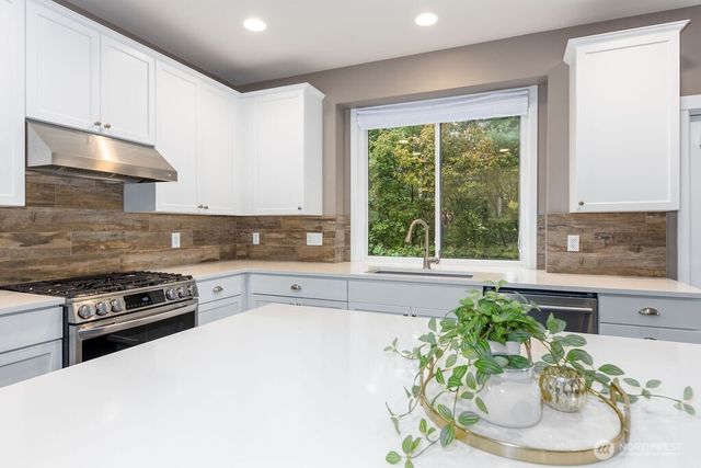 7623 Dogwood Lane SE, Snoqualmie, WA 98065