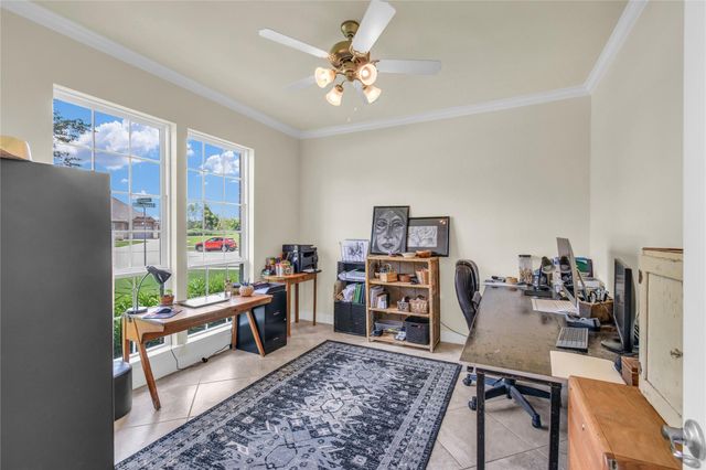 401 Bentwood Way, Clute, TX 77531