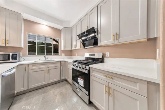 11096 Schmidt, El Monte, CA 91733