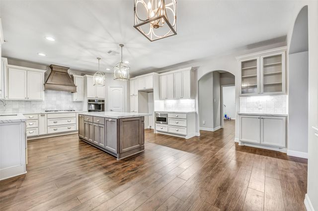 109 Grand Creek Drive, League City, TX 77573