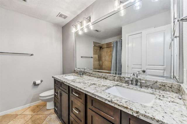 109 Grand Creek Drive, League City, TX 77573