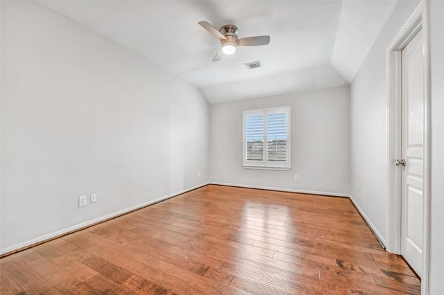 109 Grand Creek Drive, League City, TX 77573