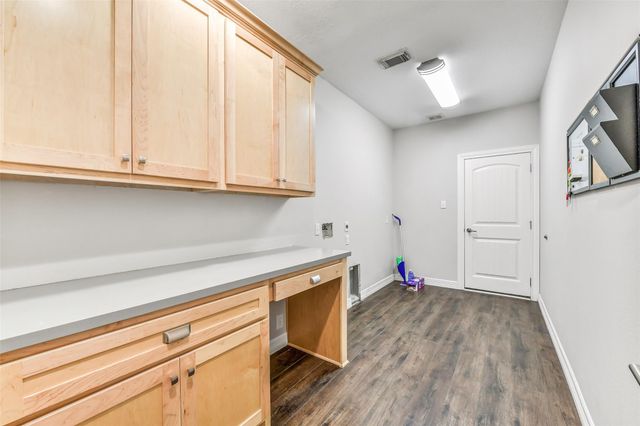 109 Grand Creek Drive, League City, TX 77573