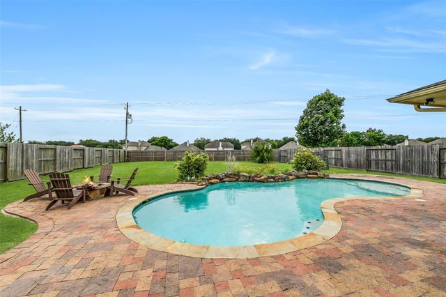 109 Grand Creek Drive, League City, TX 77573