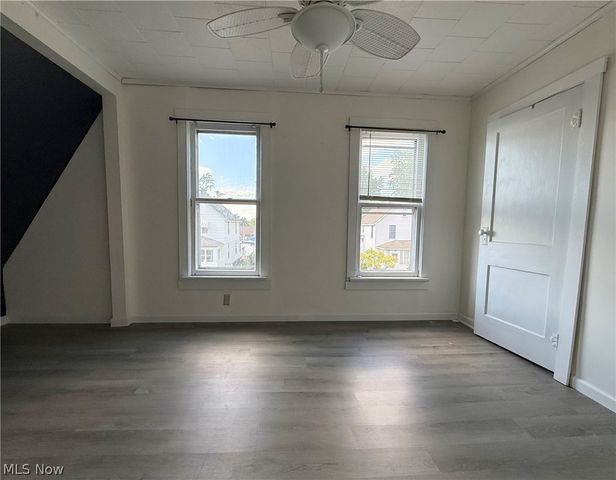 112 E Carolina Avenue, Sebring, OH 44672