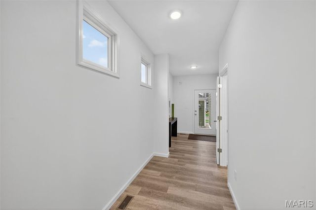 3039 Pirogue Street, St Charles, MO 63301