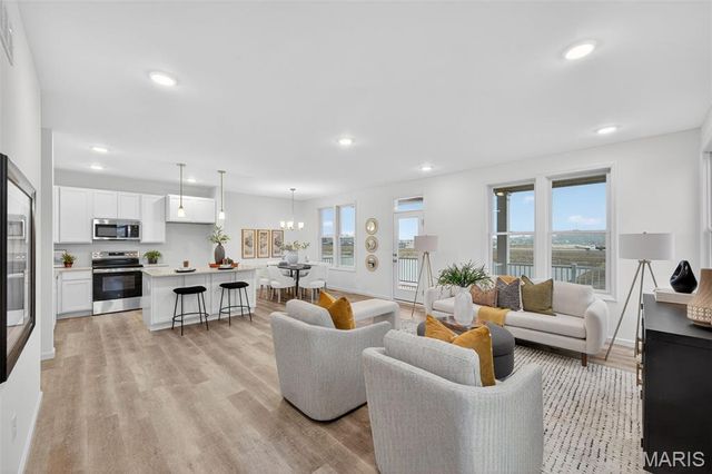 3039 Pirogue Street, St Charles, MO 63301