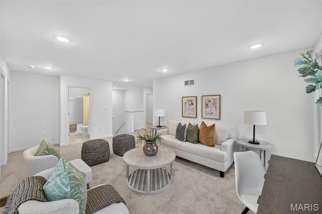 3039 Pirogue Street, St Charles, MO 63301