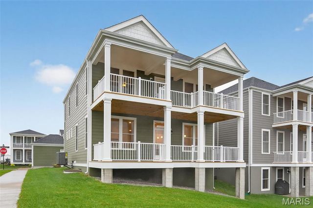 3039 Pirogue Street, St Charles, MO 63301