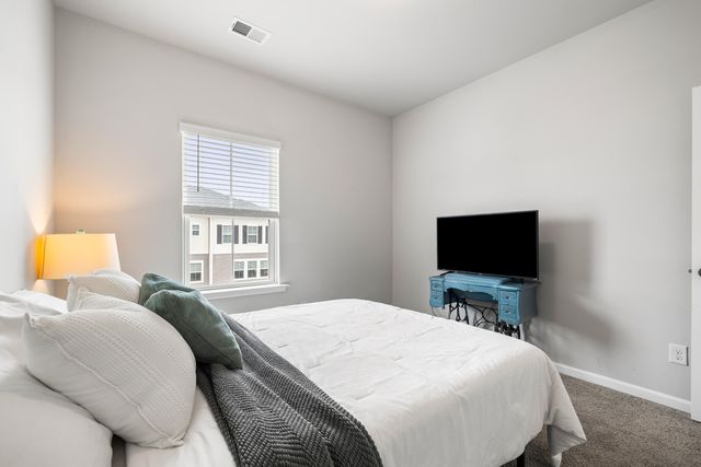 582 Mclernon Trace, Johns Island, SC 29455