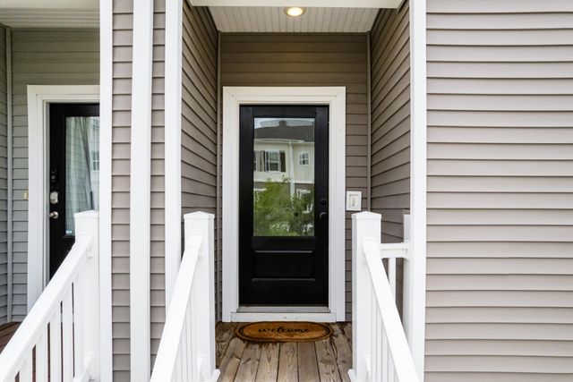 582 Mclernon Trace, Johns Island, SC 29455