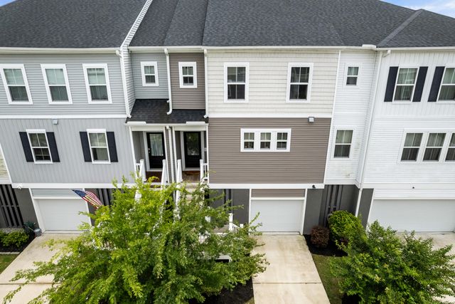 582 Mclernon Trace, Johns Island, SC 29455