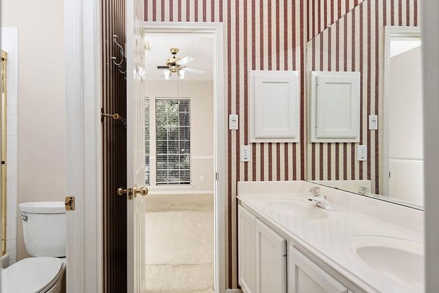 99 N Summer Cloud Drive, The Woodlands, TX 77381